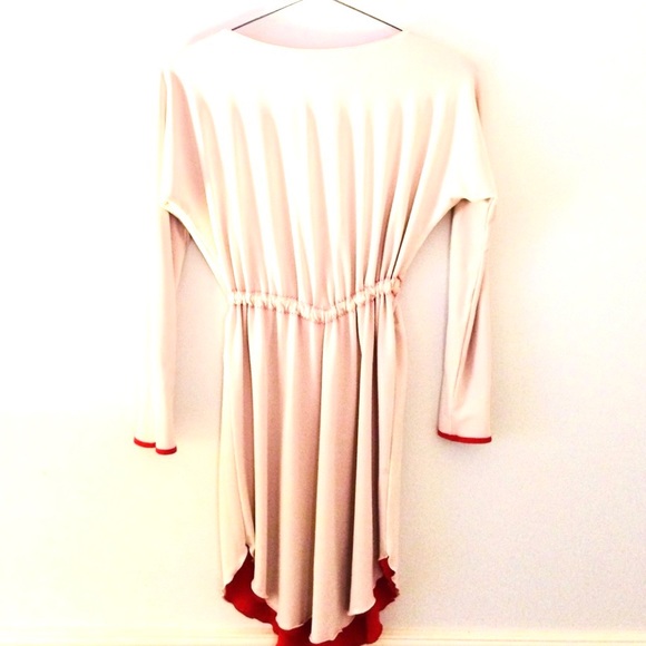TODAY’S FASHION Draped Mini Dress
Long Sleeve Cream and Red Reversible - Picture 2 of 2